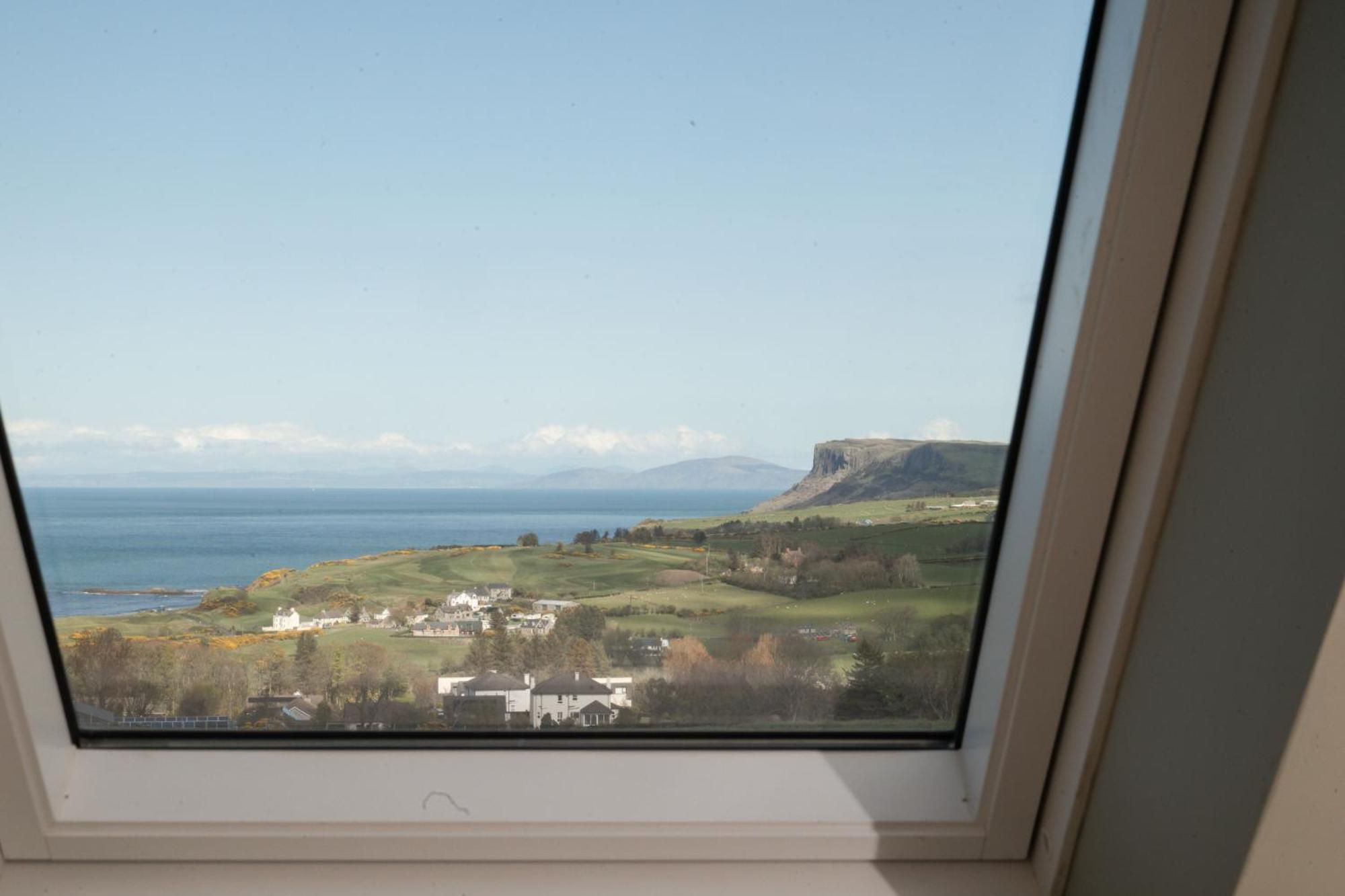 The Salthouse Hotel Ballycastle Zewnętrze zdjęcie
